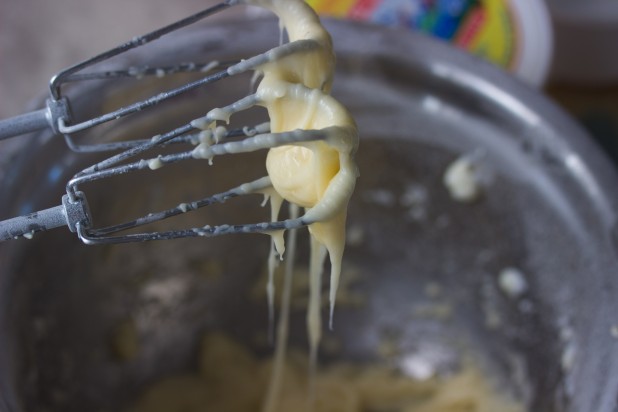 How To Make: Butter Frosting (sugar free)