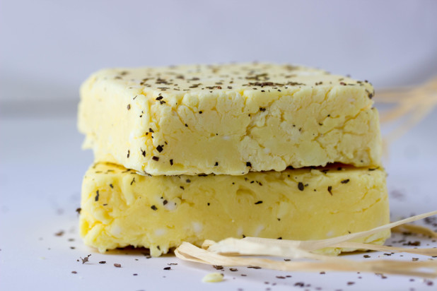 Flax Seed Oil Herbal Soap (How to Re-batch Ivory Soap) 