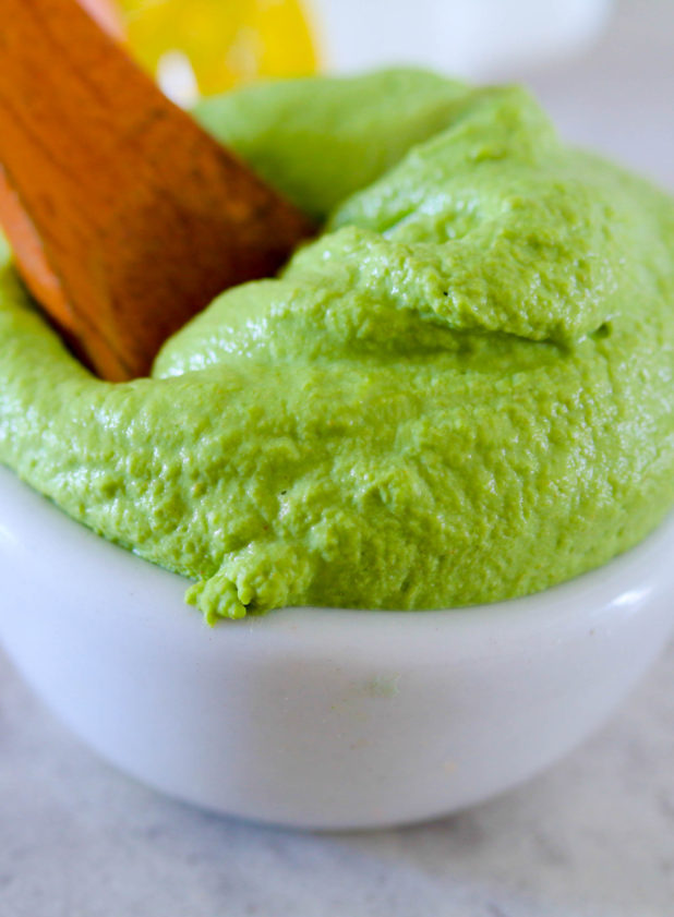 This Calming Green Tea Face Mask is made with Green Tea and Kaolin Clay this facemask is all natural and easy to make for a relaxing spa day!&nbsp;&nbsp;