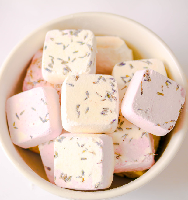 Soothing, calm and invigorating Shower melts are made with pure lavender essential oils.