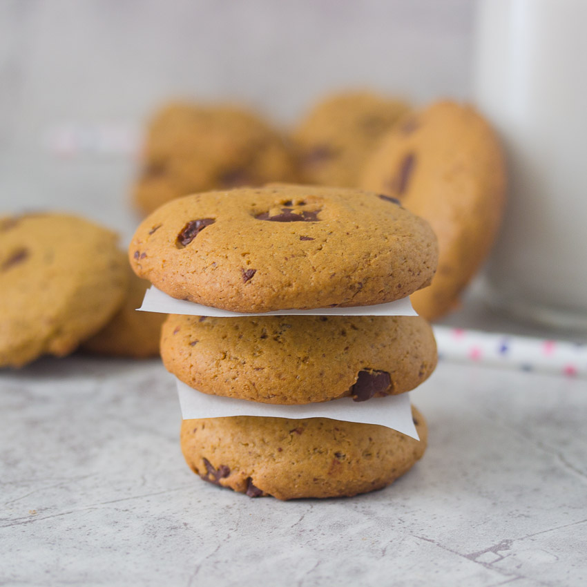 Low-Fat Chocolate Chip Cookies
