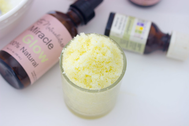 Miracle Glow Oil Scrub